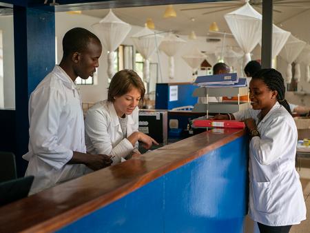 Haskins with Rwandan nurses