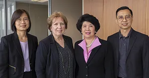 Group photo of UMSN Facuty with Thai Faculty